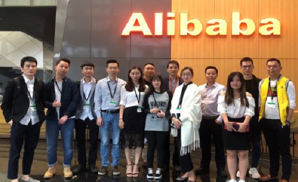 巨优贴心服务取信客户